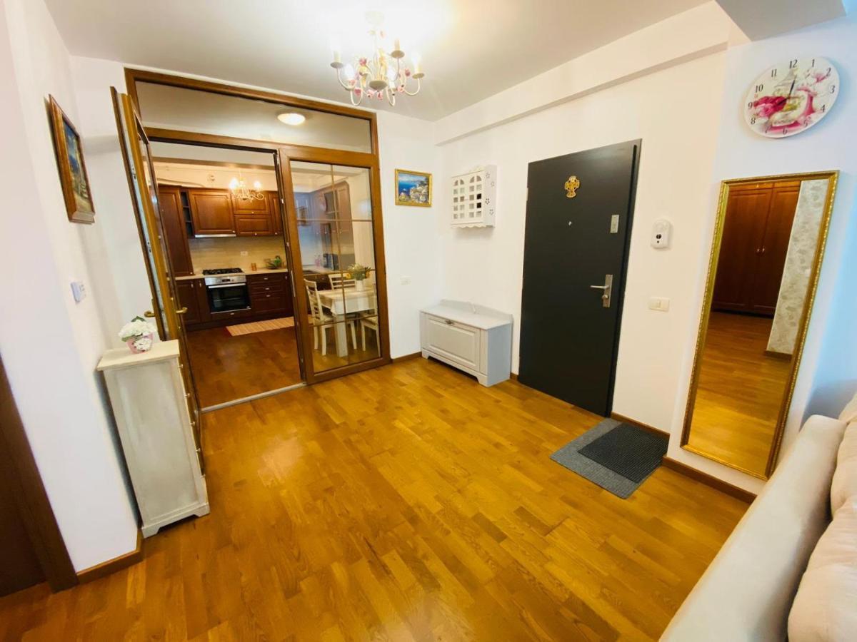 John'S Apartment อัลบายูเลีย ภายนอก รูปภาพ
